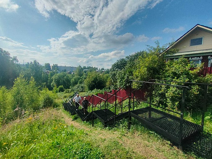 Общественность Наволок проинспектировала новую лестницу через овраг на ул.Ярославской фото 5