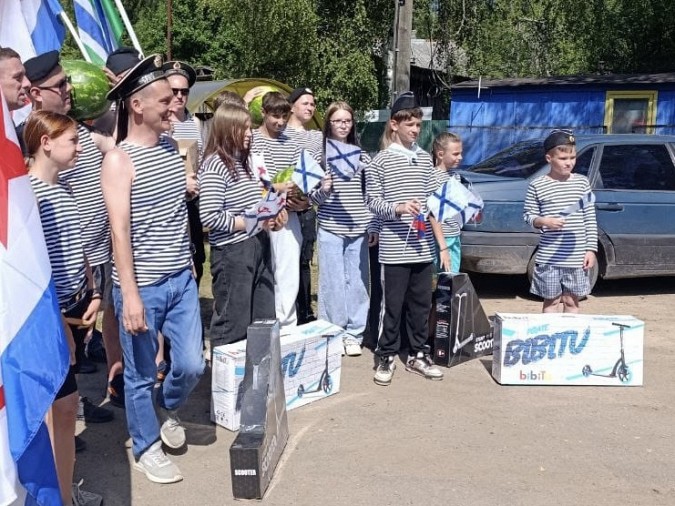 В детской базе отдыха «Радуга» отметили День ВМФ фото 4