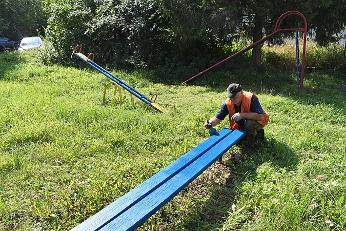 УГХ Кинешмы приступило к ремонту детских площадок фото 2