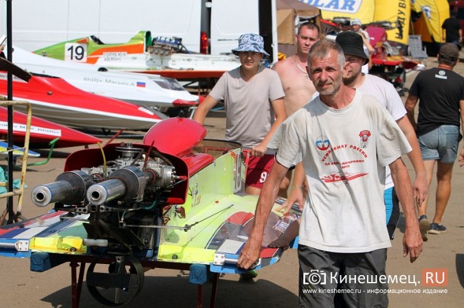 Финальные заезды Чемпионата России по водно-моторному спорту определят победителей фото 31