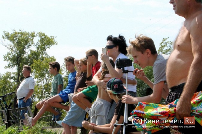 Финальные заезды Чемпионата России по водно-моторному спорту определят победителей фото 5