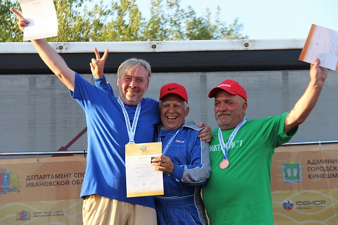 Гонщики Кинешмы завоевали медали на Чемпионате России по водно-моторному спорту фото 8