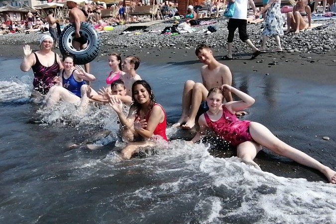 Воспитанники Кинешемского детского дома отдохнули на Черном море фото 6