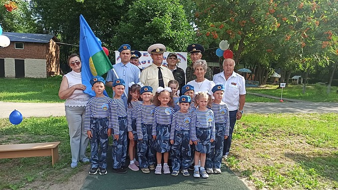 Кинешме прошла военно-патриотическая игра «Юные десантники» фото 4