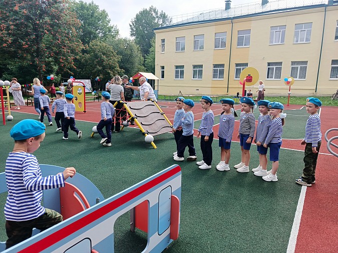 Кинешме прошла военно-патриотическая игра «Юные десантники» фото 7