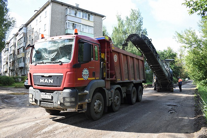 Дорогу на улице Декабристов капитально не ремонтировали 13 лет фото 6