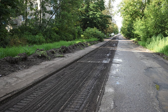 Дорогу на улице Декабристов капитально не ремонтировали 13 лет фото 2