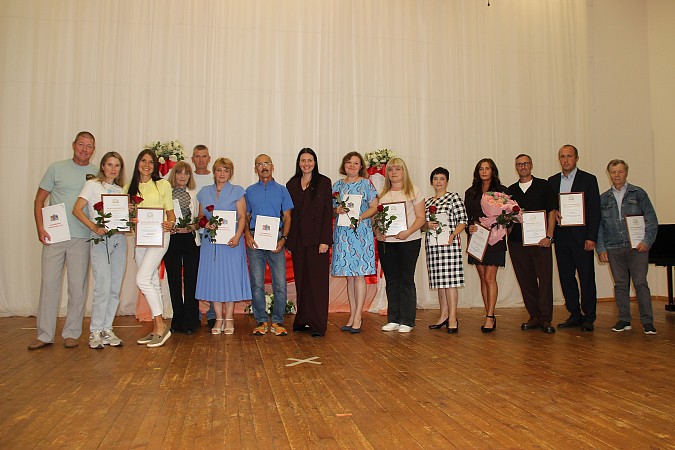 В Кинешме чествовали спортсменов, работников и ветеранов физической культуры и спорта фото 6