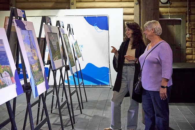 В рамках проекта Минкультуры России открылась выставка работ, посвященных Юрьевцу фото 7