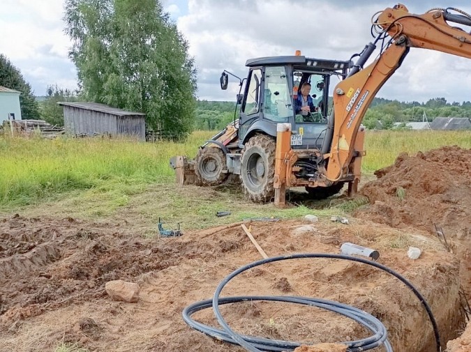 В Шилекше заменили 200-метровый участок водопровода на улице Центральной фото 2