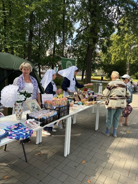 В Кинешме прошла акция добра и милосердия «Белый цветок» фото 2