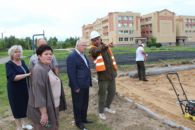 У школы №8 начали строительство «умной» спортивной площадки фото 2