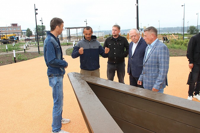 В Кинешме продолжается преображение стрелки у Никольского моста фото 8