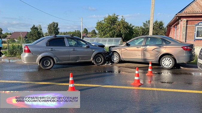 На улице 5-й Вандышевской лоб в лоб столкнусь «Шевроле» и «Лада» фото 3