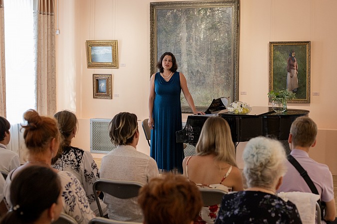 В Картинной галерее спел Сергей Дарьин фото 7