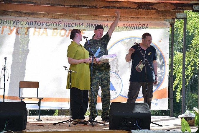 В Наволоках завершился юбилейный фестиваль авторской песни «Август на Волге-2025» фото 7