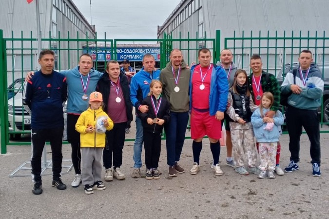 Определился обладатель Кубка главы Кинешемского района по футболу фото 10