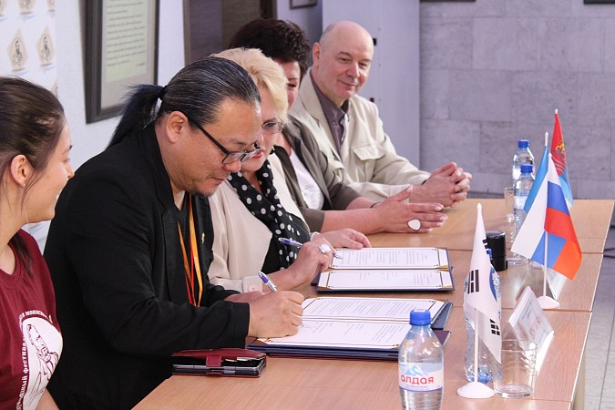 Кинешемский театр и культурный центр из Южной Кореи подписали меморандум о сотрудничестве фото 5