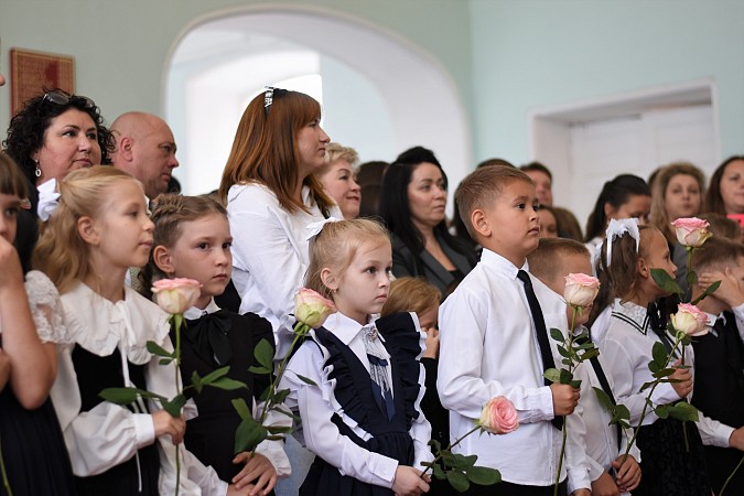 Для 8030 кинешемских школьников начался новый учебный год фото 2