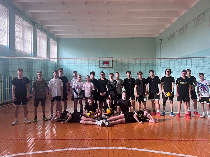 В Кинешме прошел турнир команд микрорайонов по волейболу фото 2