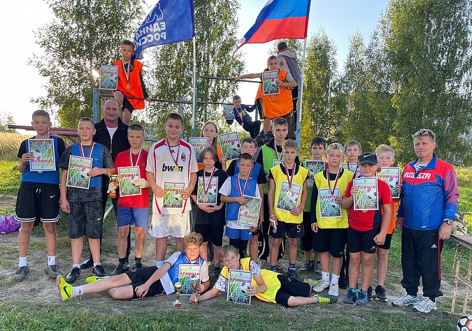 В Кинешме прошел турнир по футболу среди дворовых команд фото 11