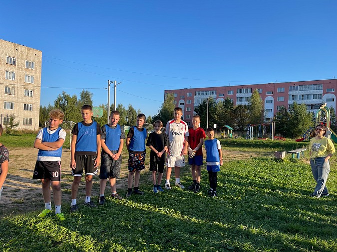 В Кинешме прошел турнир по футболу среди дворовых команд фото 6