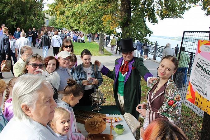 Более 12 тысяч человек посетили фестиваль «Кинешма купеческая» фото 8