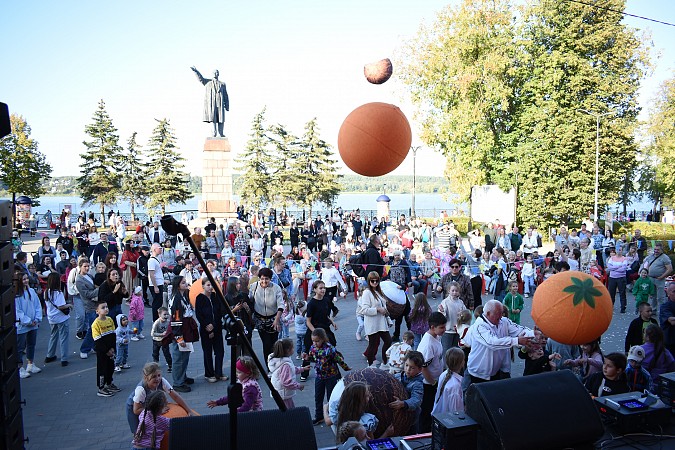 Более 12 тысяч человек посетили фестиваль «Кинешма купеческая» фото 10