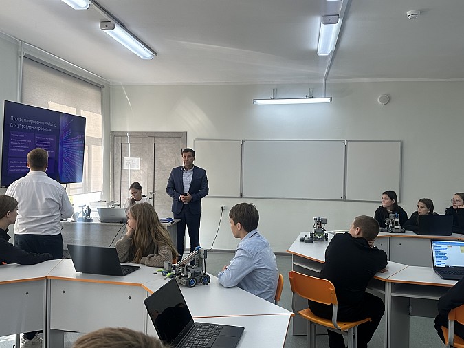 В Кванториуме школы №1 прошел День открытых дверей фото 2