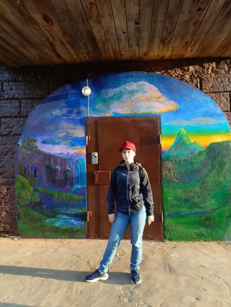 На территории ТОС «Базарная площадь» в Наволоках появился живописный подъезд фото 2