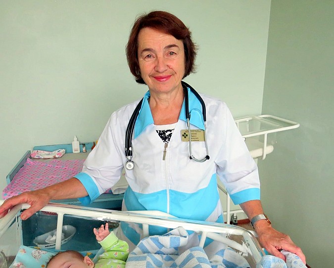 Юбилей отмечает детский доктор Кинешмы Лариса Розанова фото 3