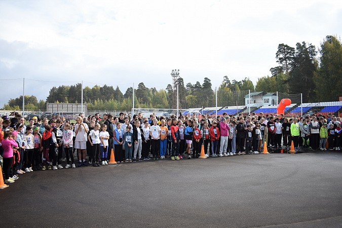 На старт «Кросса Нации» в Кинешме вышли более 1000 участников фото 2