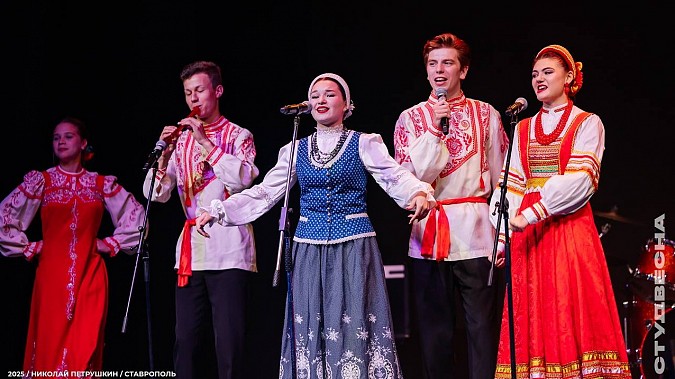 Коллекция кинешемки Арины Брусовой получила награду «Российской студенческой весны» фото 5