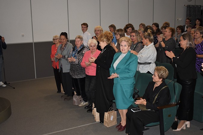 В Кинешме чествовали работников дошкольного образования фото 15