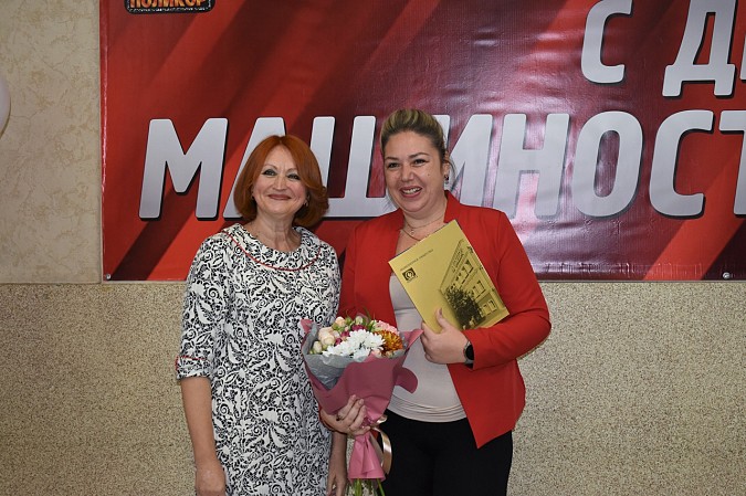 Руководство и работников завода «Поликор» поздравили с профессиональным праздником фото 29