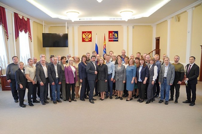 Работники кинешемских предприятий удостоены областных наград фото 3