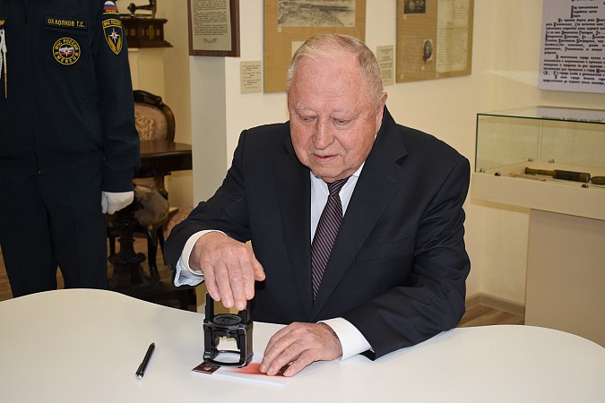 В Кинешемском музее погасили почтовую марку в честь маршала А.М.Василевского фото 2