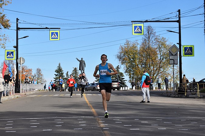 Более 500 человек вышли на старт пробега памяти маршала А.М.Василевского фото 47