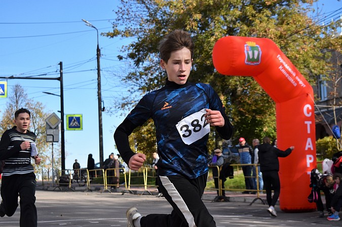 Более 500 человек вышли на старт пробега памяти маршала А.М.Василевского фото 40