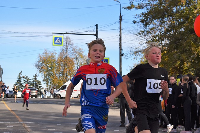 Более 500 человек вышли на старт пробега памяти маршала А.М.Василевского фото 12
