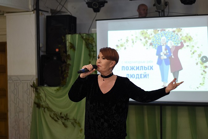 Активистов ветеранского движения Кинешмы поздравили с Днём людей старшего поколения фото 4