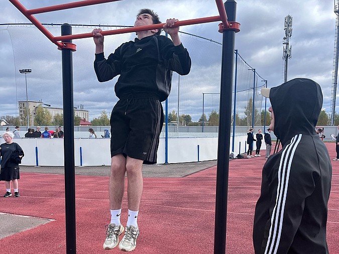 Старшеклассники и студенты колледжей сдали нормы ГТО фото 4