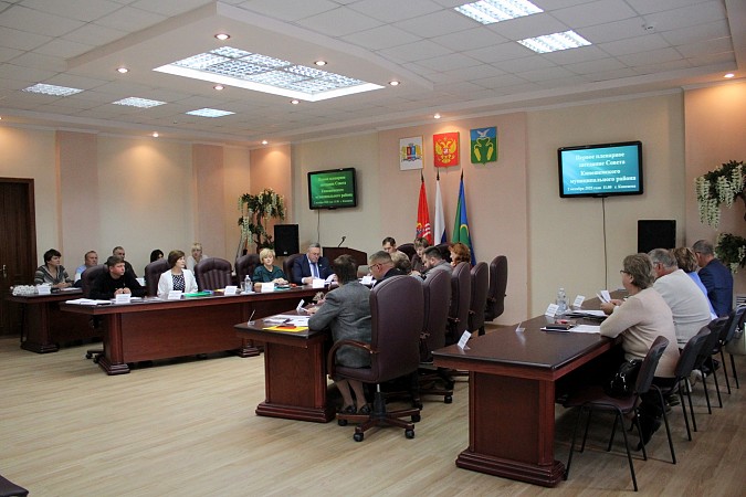 Председателем Совета Кинешемского района избран Виктор Колесниченко фото 6