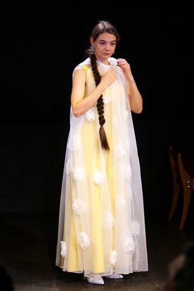 Кинешемский театр представил сценические костюмы к премьере «Мудреца» фото 17