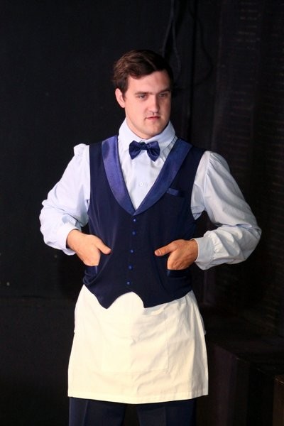 Кинешемский театр представил сценические костюмы к премьере «Мудреца» фото 15