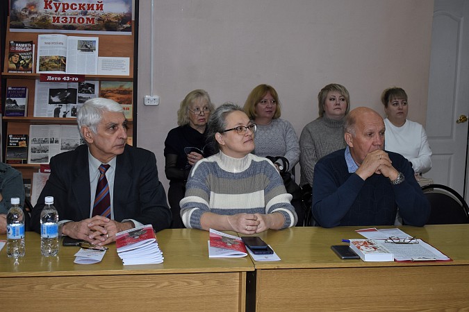 В Кинешме прошла XVII региональная конференция «Писатели Поволжья на земле А.Н. Островского» фото 7