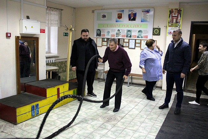 В Луговом чествовали известного тренера Валерия Копытова фото 3