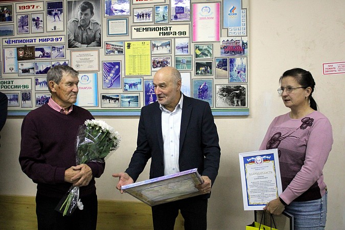 В Луговом чествовали известного тренера Валерия Копытова фото 8