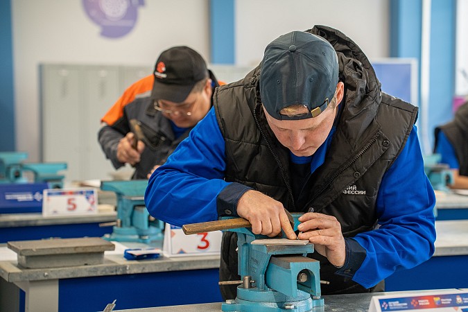 Рабочий АО «Поликор» удостоен спецприза Всероссийского конкурса «Лучший по профессии» фото 3