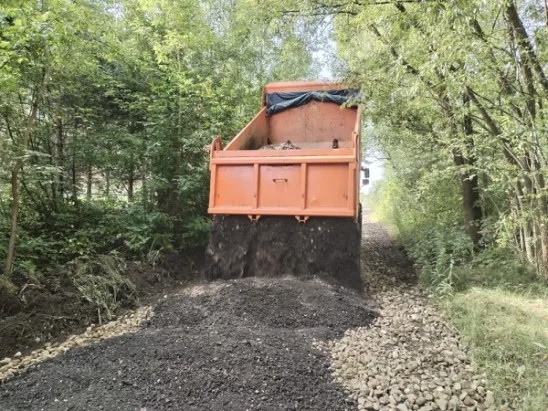В Кинешме продолжается подсыпка и грейдирование дорог частного сектора фото 2